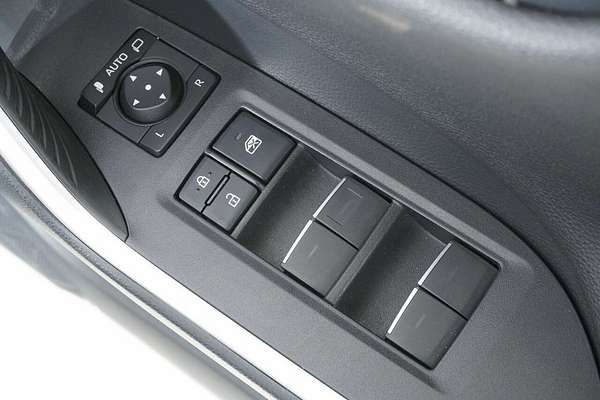 2024 Toyota RAV4 Cruiser (2WD) Hybrid Axah52R