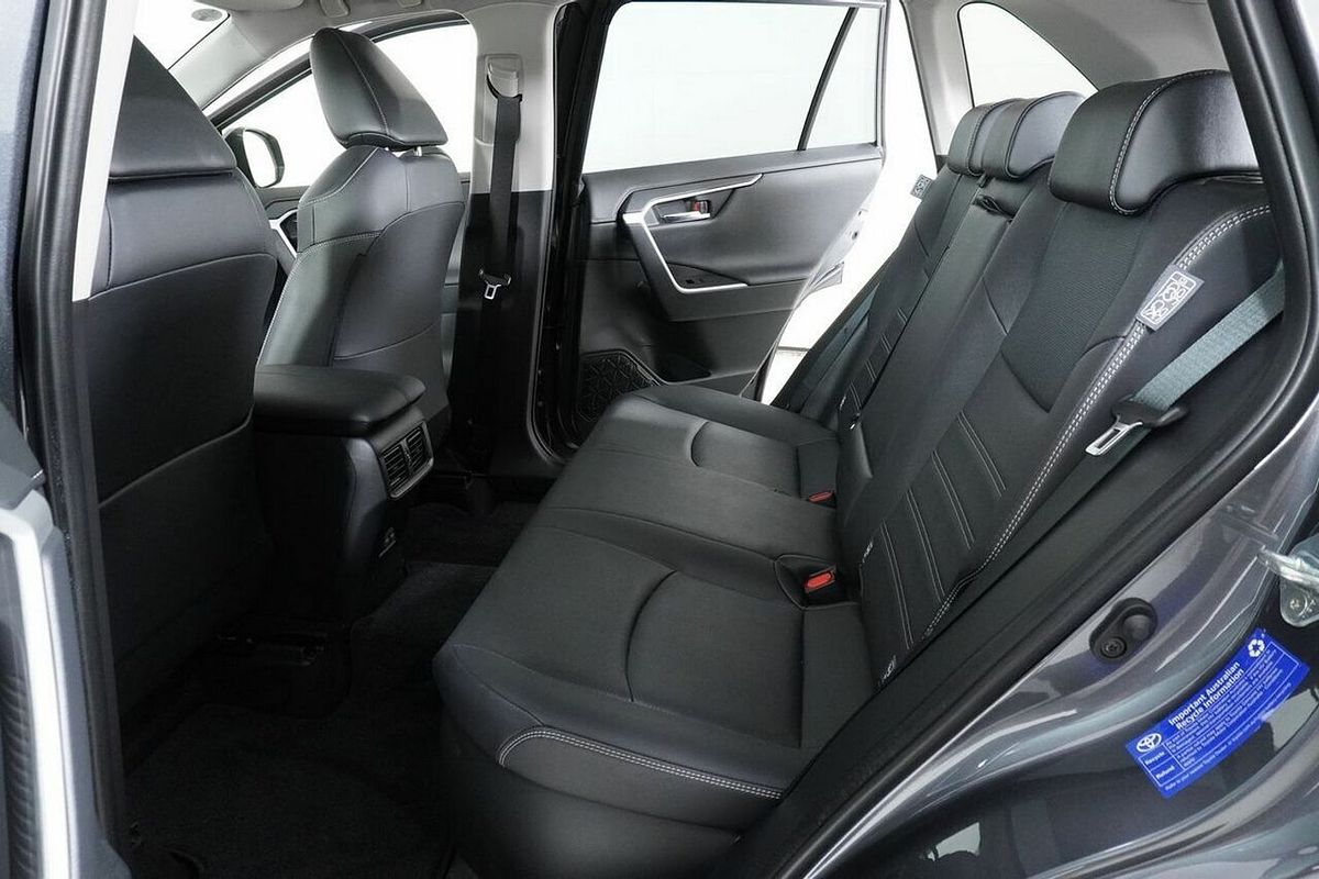 2024 Toyota RAV4 Cruiser (2WD) Hybrid Axah52R