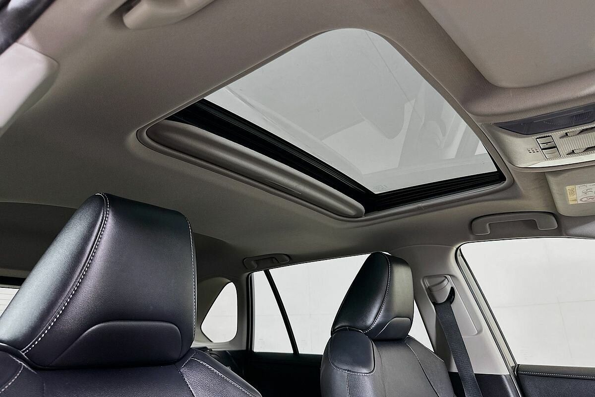 2021 Toyota RAV4 Cruiser (2WD) Hybrid Axah52R