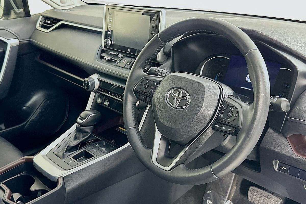 2021 Toyota RAV4 Cruiser (2WD) Hybrid Axah52R