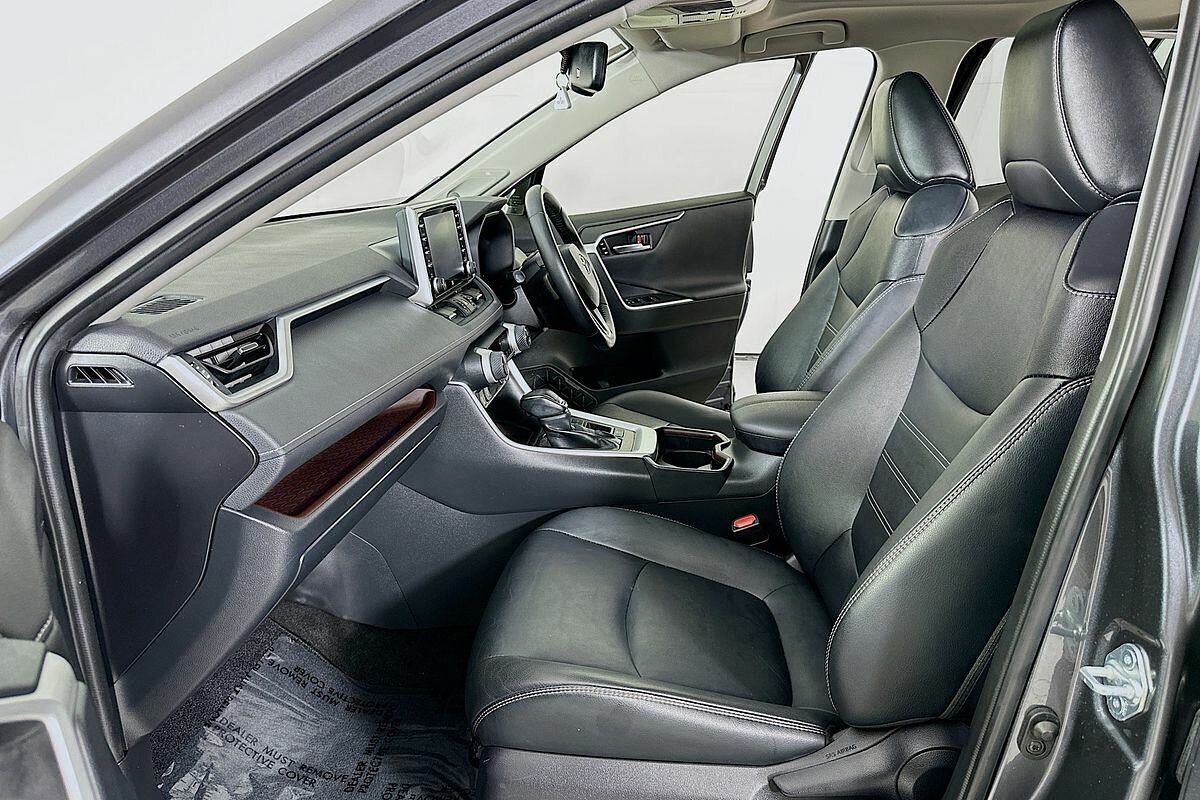 2021 Toyota RAV4 Cruiser (2WD) Hybrid Axah52R