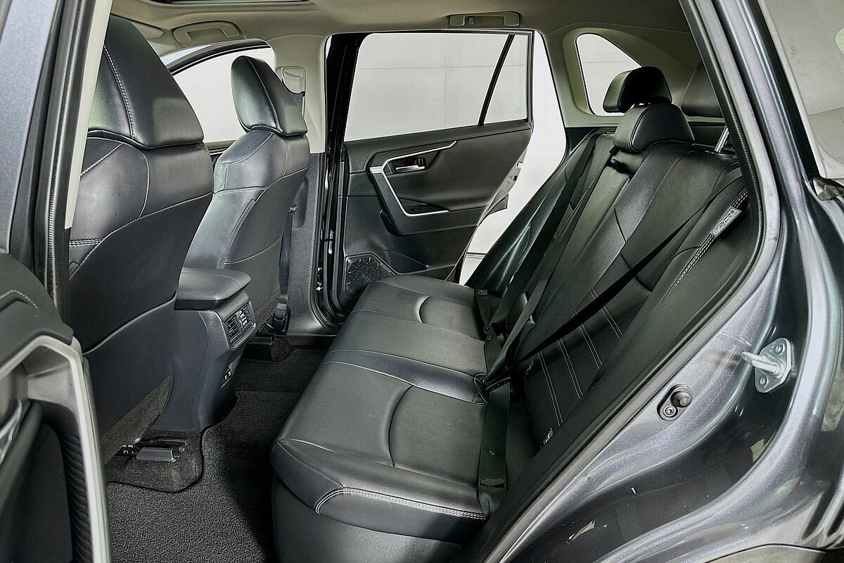 2021 Toyota RAV4 Cruiser (2WD) Hybrid Axah52R