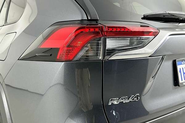 2021 Toyota RAV4 Cruiser (2WD) Hybrid Axah52R
