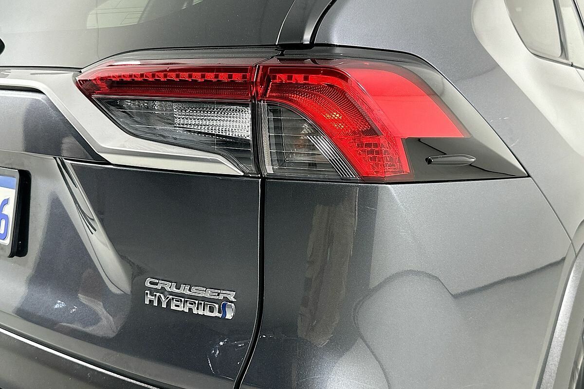 2021 Toyota RAV4 Cruiser (2WD) Hybrid Axah52R