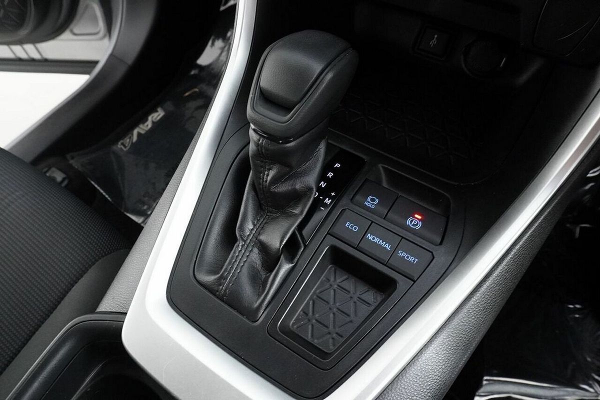 2020 Toyota RAV4 GX (2WD) Mxaa52R