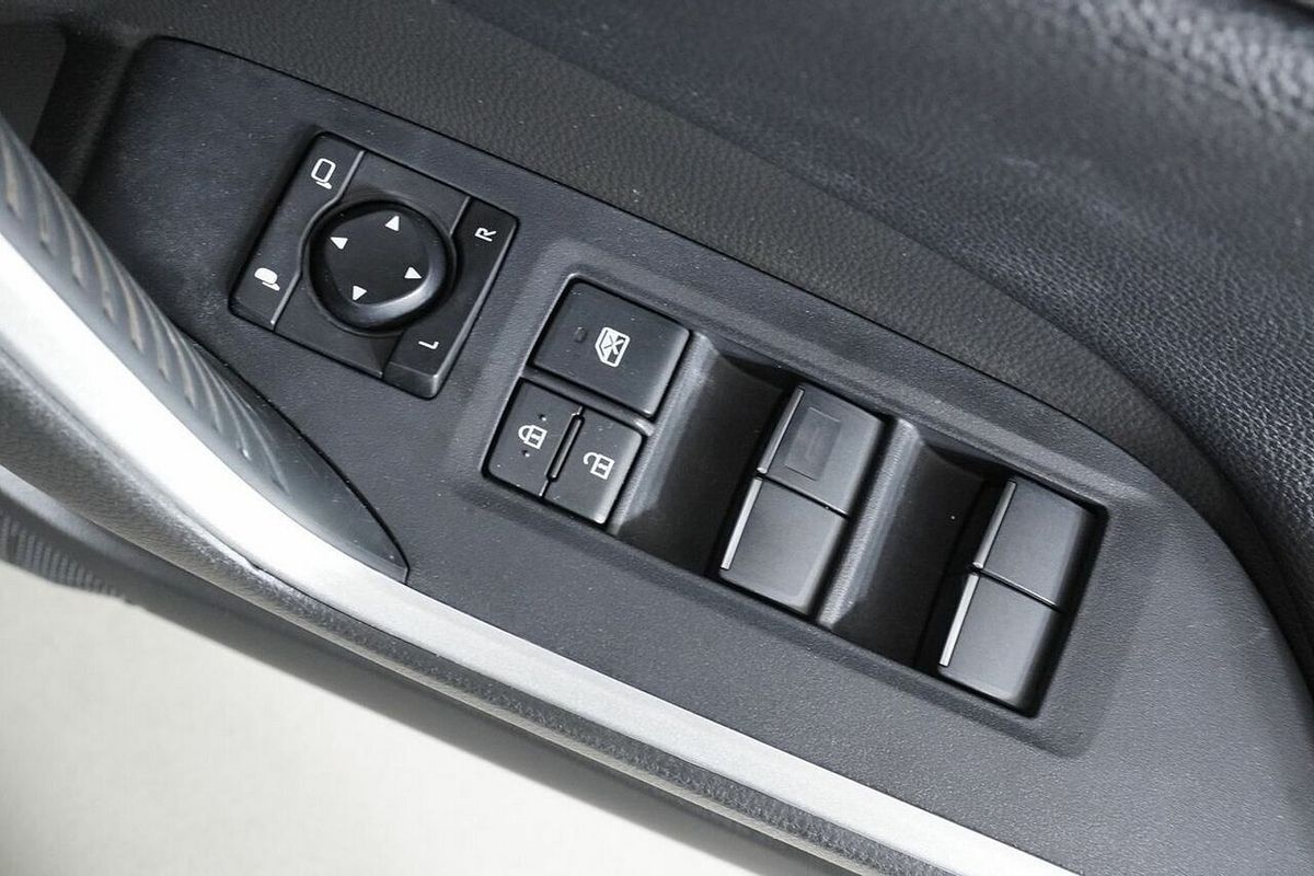 2020 Toyota RAV4 Cruiser (AWD) Hybrid Axah54R