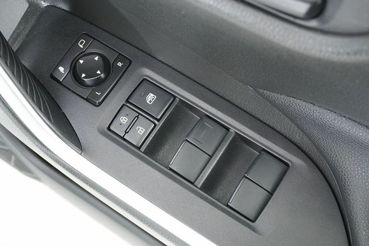 2020 Toyota RAV4 GX (2WD) NAV Mxaa52R