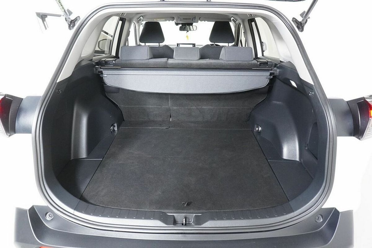 2022 Toyota RAV4 GX (2WD) Mxaa52R
