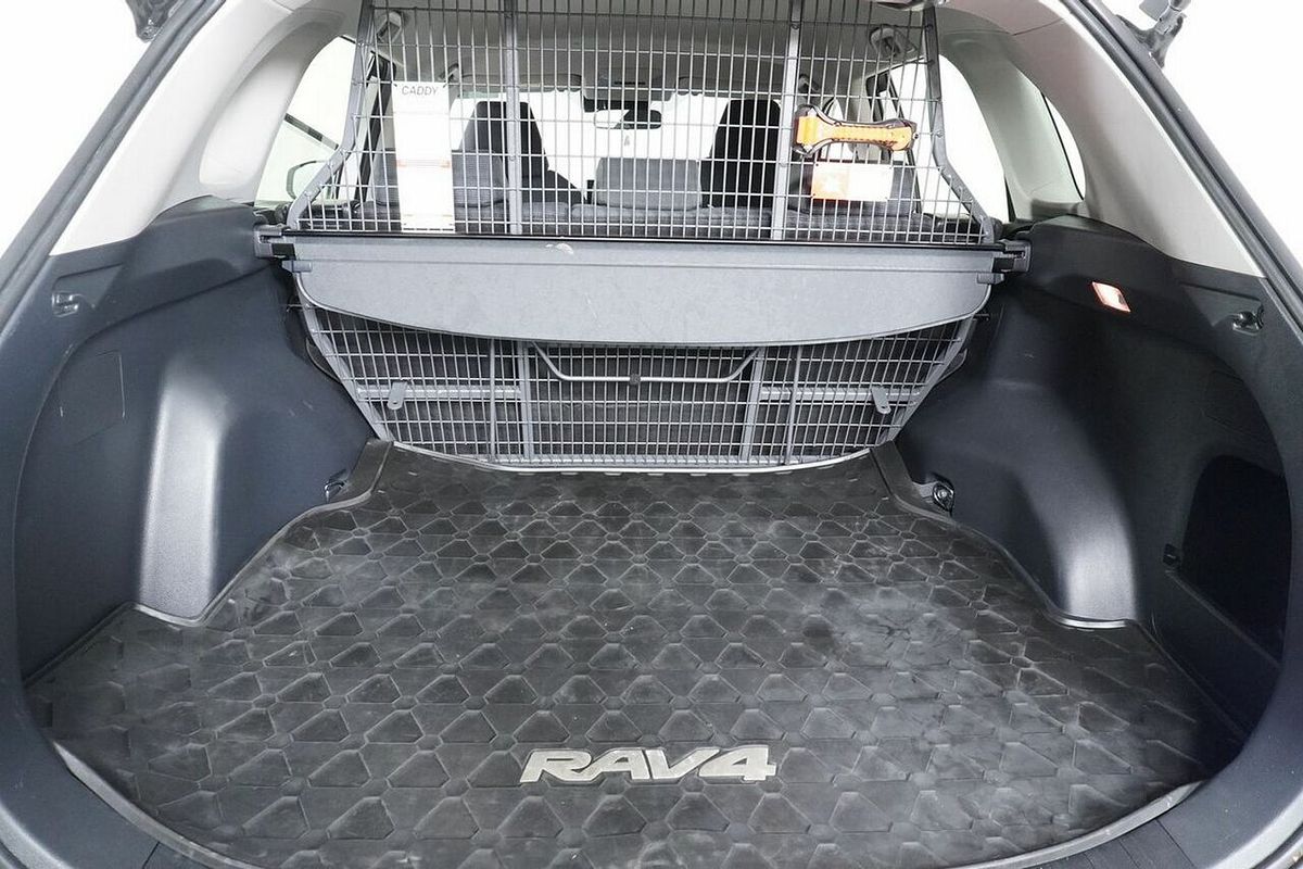 2020 Toyota RAV4 GX (2WD) NAV Mxaa52R