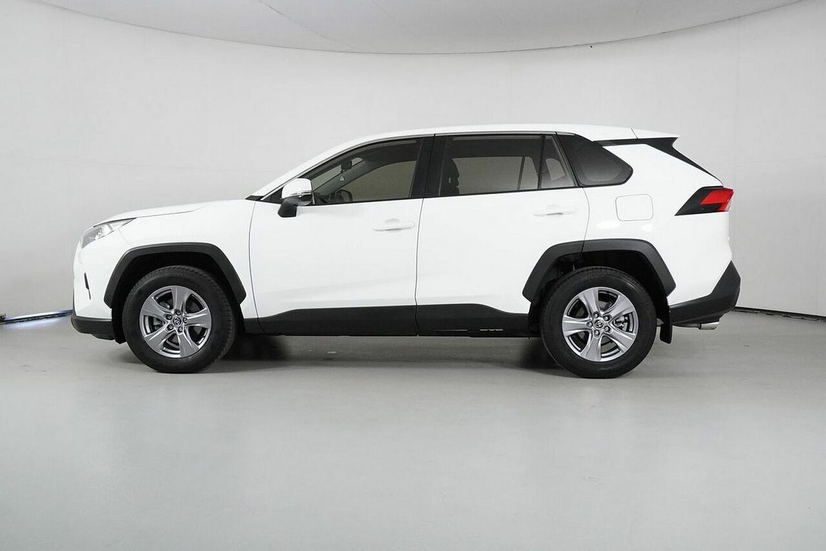 2022 Toyota RAV4 GX (2WD) Mxaa52R
