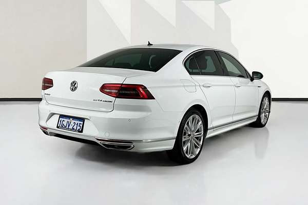 2017 Volkswagen Passat 206TSI R-Line 3C MY18