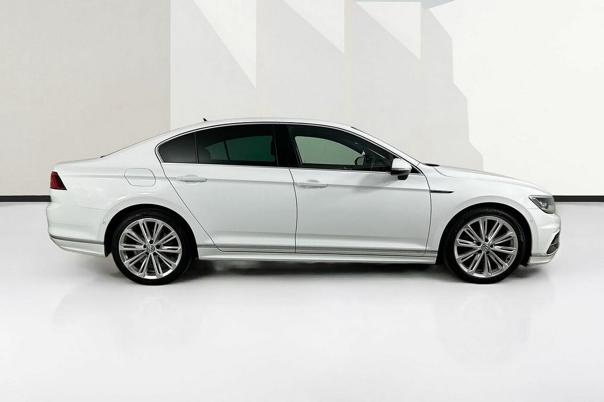 2017 Volkswagen Passat 206TSI R-Line 3C MY18
