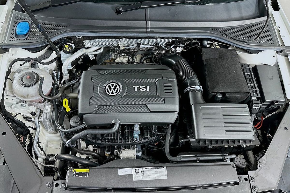 2017 Volkswagen Passat 206TSI R-Line 3C MY18