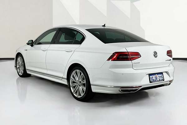 2017 Volkswagen Passat 206TSI R-Line 3C MY18
