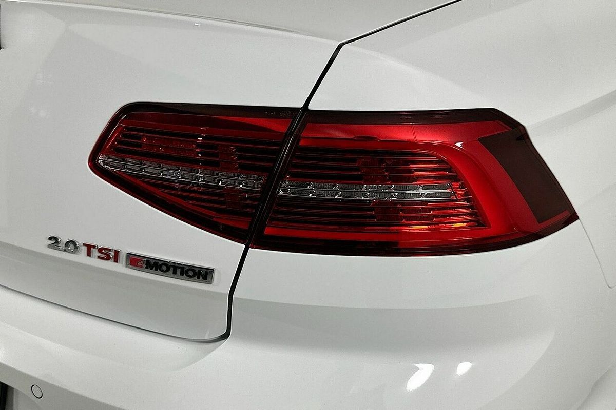 2017 Volkswagen Passat 206TSI R-Line 3C MY18