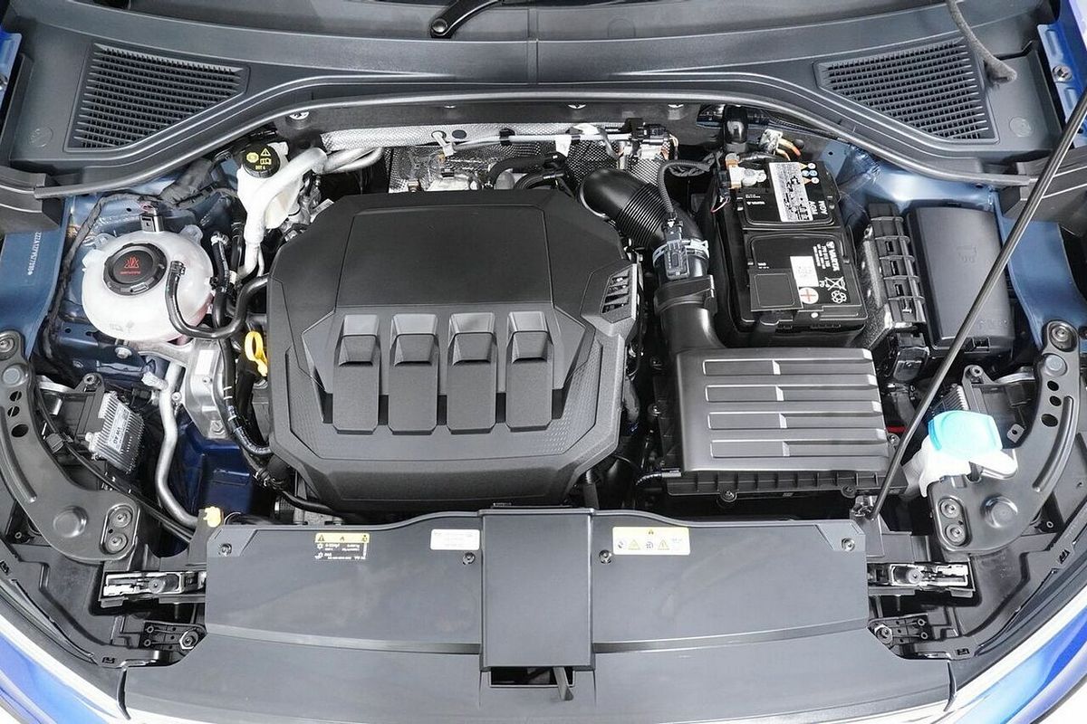 2023 Volkswagen T-ROC 140TSI R-Line (restricted Ftr) D1 MY23 Update 2