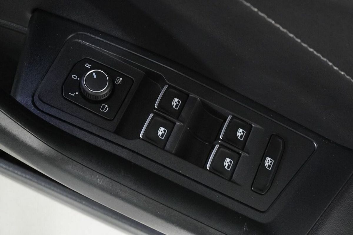 2023 Volkswagen T-ROC 110TSI Style (restricted Feat) D1 MY23 Update