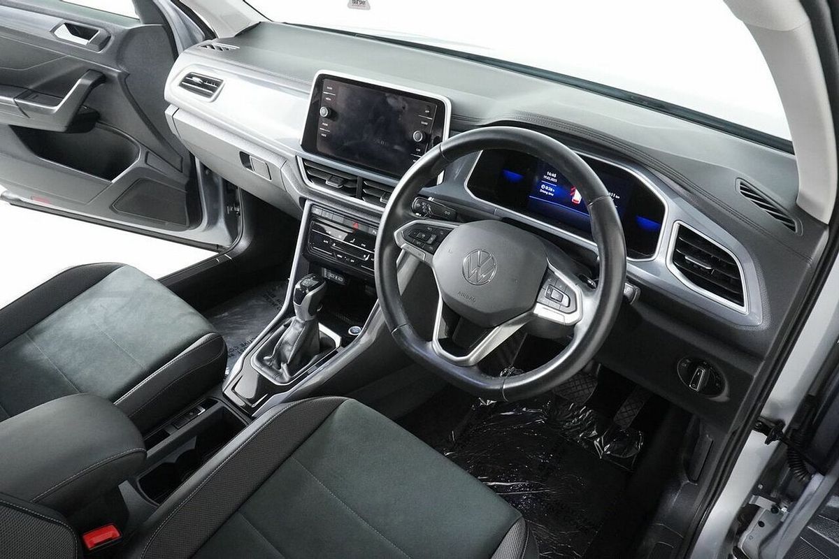 2023 Volkswagen T-ROC 110TSI Style (restricted Feat) D1 MY23 Update