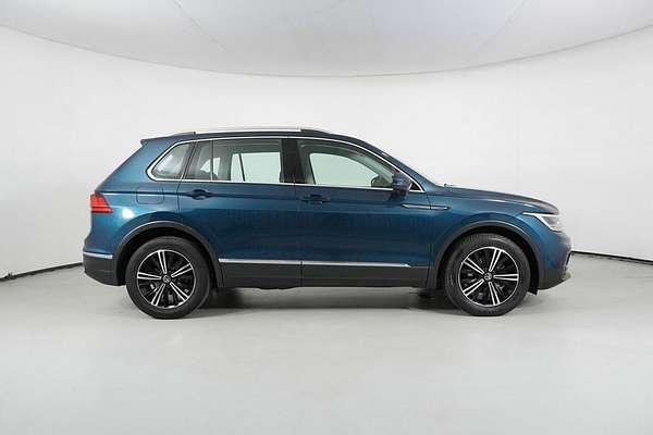2023 Volkswagen Tiguan 110TSI Life AX MY23 Update