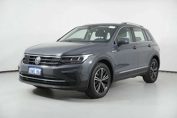 2023 Volkswagen Tiguan 110TSI Life AX MY23 Update