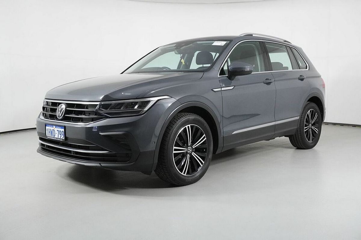 2023 Volkswagen Tiguan 110TSI Life AX MY23 Update