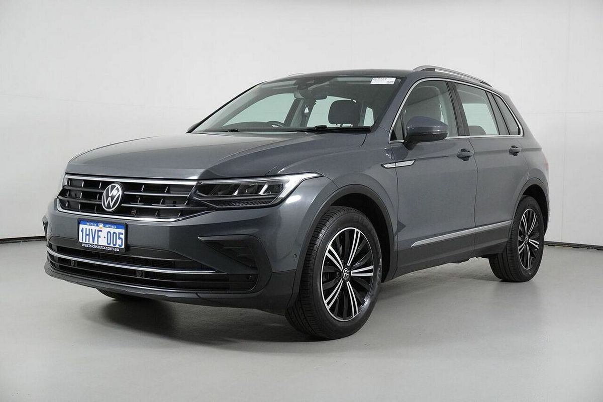 2023 Volkswagen Tiguan 110TSI Life AX MY23 Update