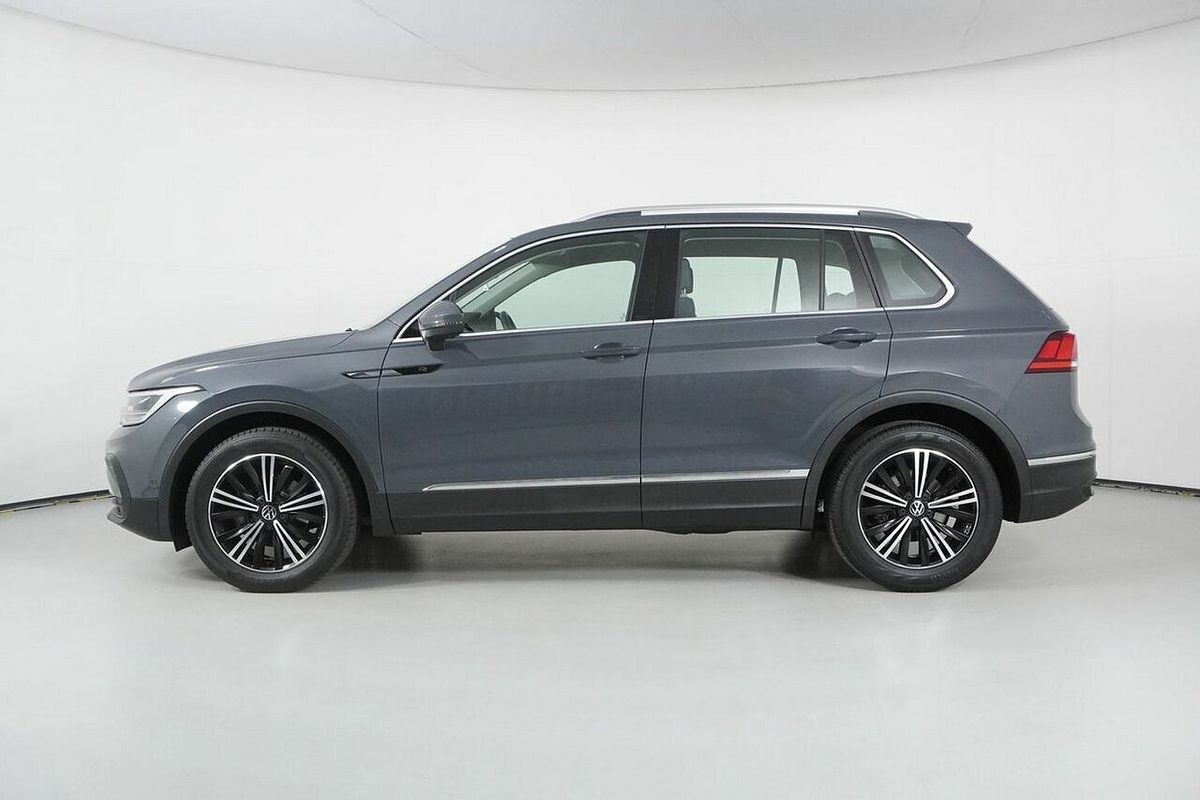 2023 Volkswagen Tiguan 110TSI Life AX MY23 Update
