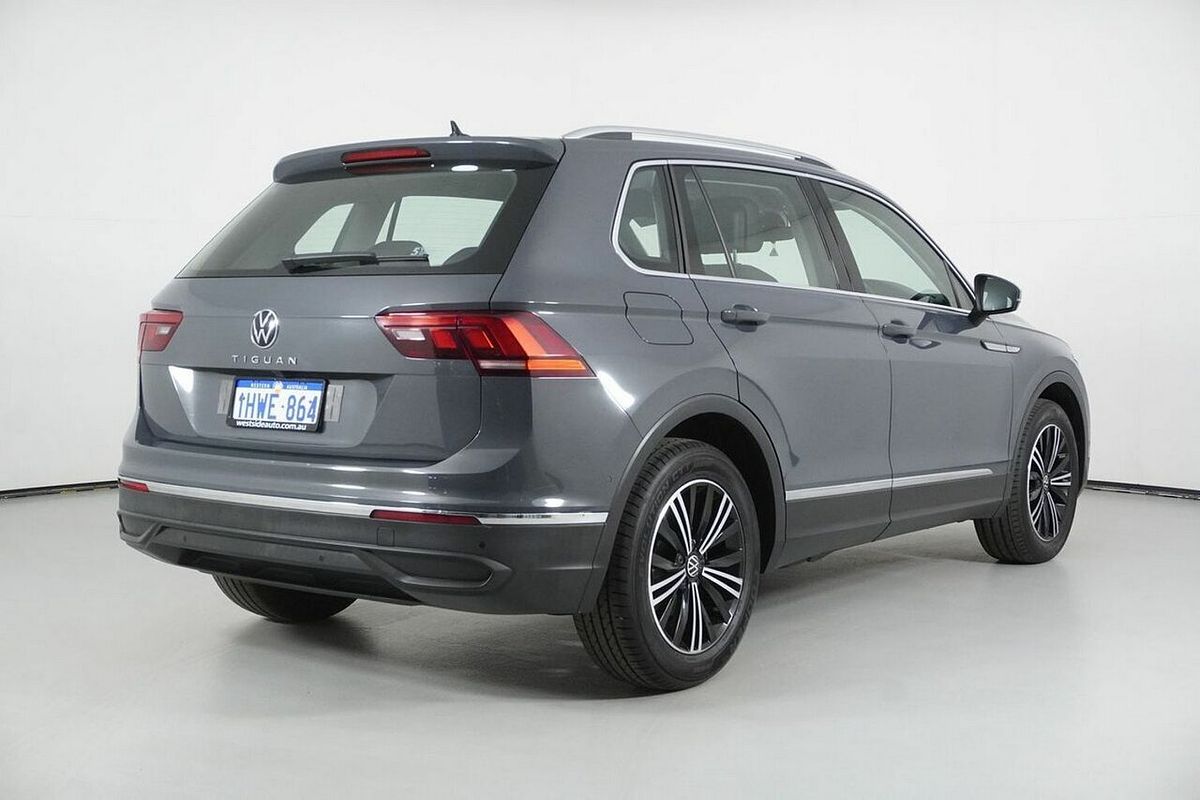 2023 Volkswagen Tiguan 110TSI Life AX MY23 Update