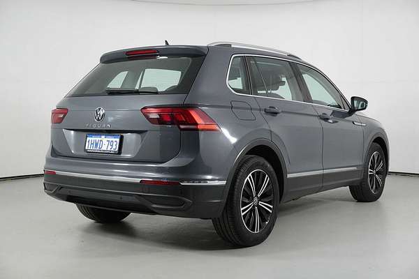 2023 Volkswagen Tiguan 110TSI Life AX MY23 Update