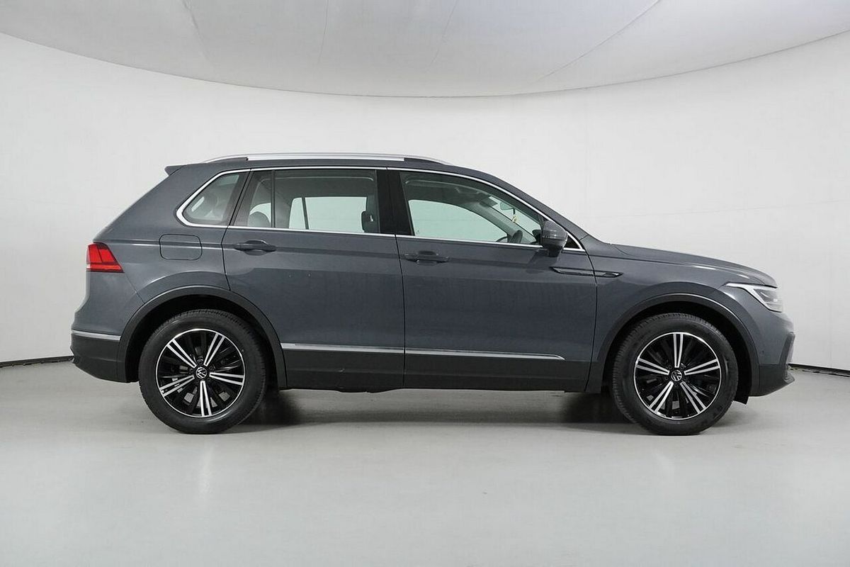 2023 Volkswagen Tiguan 110TSI Life AX MY23 Update