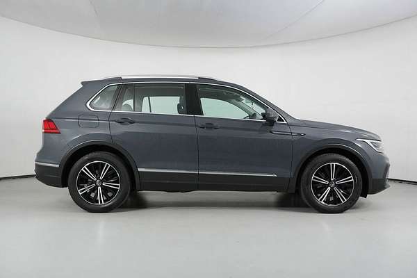 2023 Volkswagen Tiguan 110TSI Life AX MY23 Update