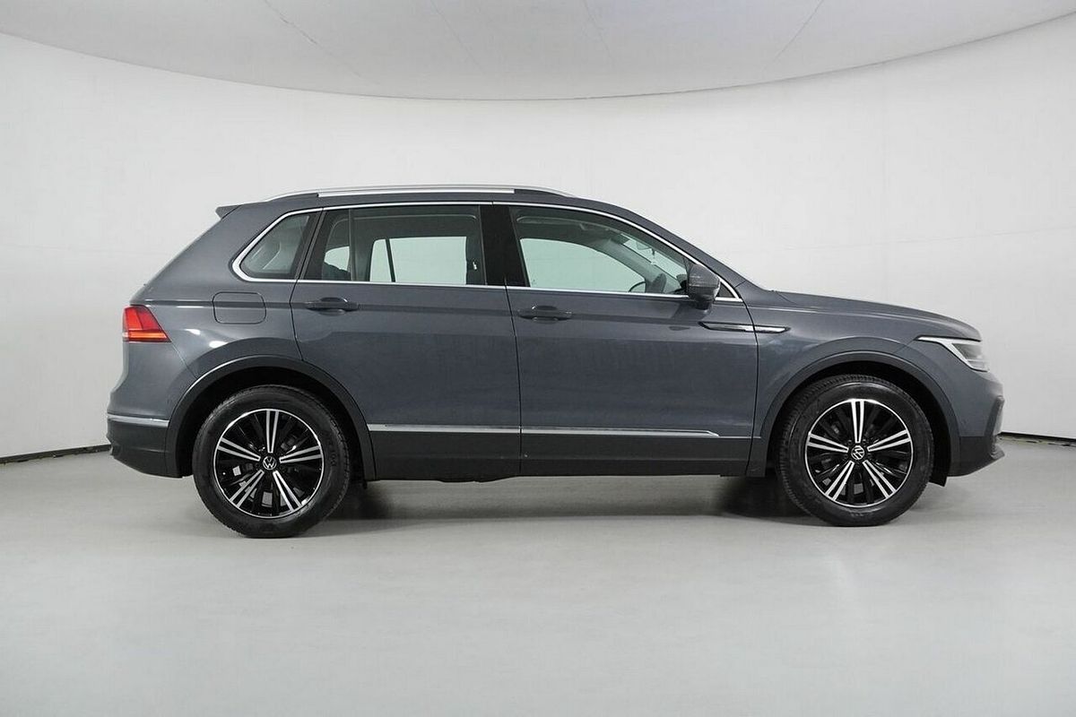 2023 Volkswagen Tiguan 110TSI Life AX MY23 Update