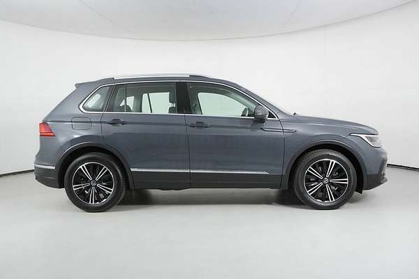 2023 Volkswagen Tiguan 110TSI Life AX MY23 Update