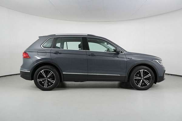 2023 Volkswagen Tiguan 110TSI Life AX MY23 Update