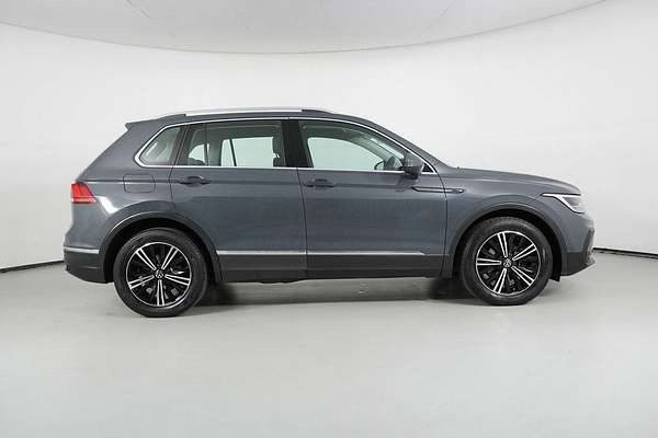 2023 Volkswagen Tiguan 110TSI Life AX MY23 Update