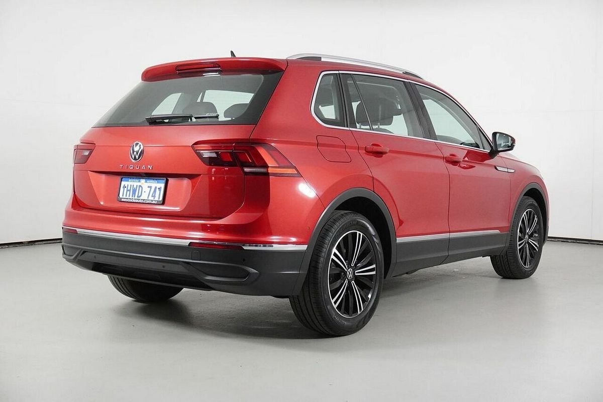 2023 Volkswagen Tiguan 110TSI Life AX MY23 Update