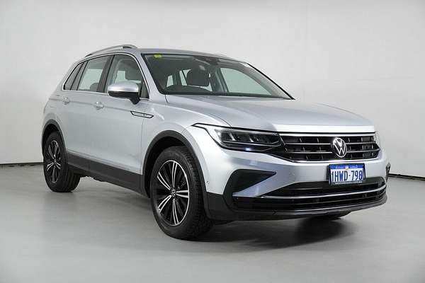 2023 Volkswagen Tiguan 110TSI Life AX MY23 Update