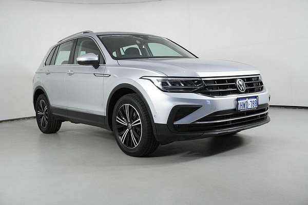 2023 Volkswagen Tiguan 110TSI Life AX MY23 Update