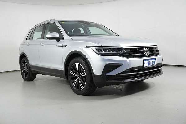 2023 Volkswagen Tiguan 110TSI Life AX MY23 Update