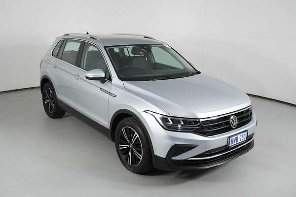 2023 Volkswagen Tiguan 110TSI Life AX MY23 Update