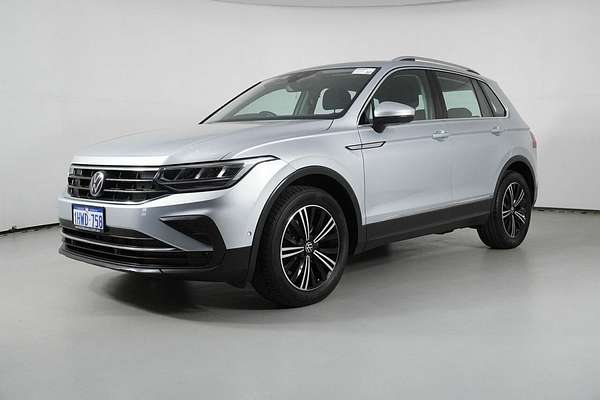 2023 Volkswagen Tiguan 110TSI Life AX MY23 Update