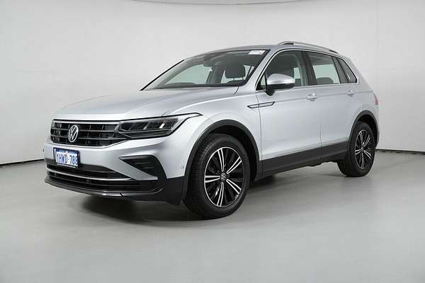 2023 Volkswagen Tiguan 110TSI Life AX MY23 Update