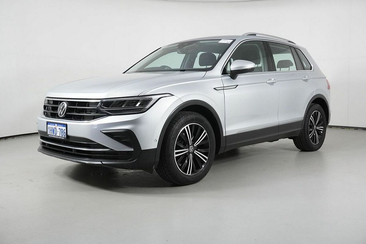 2023 Volkswagen Tiguan 110TSI Life AX MY23 Update