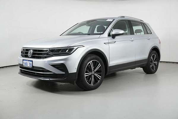 2023 Volkswagen Tiguan 110TSI Life AX MY23 Update