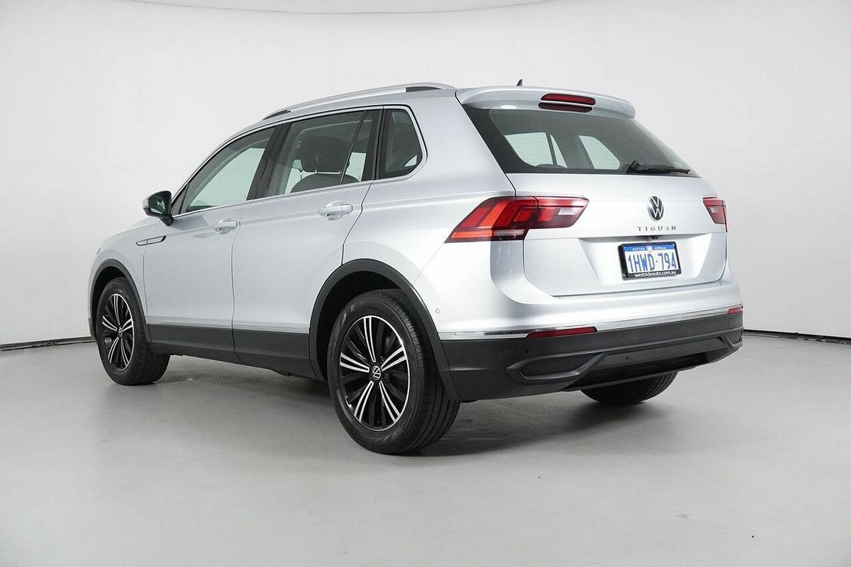 2023 Volkswagen Tiguan 110TSI Life AX MY23 Update