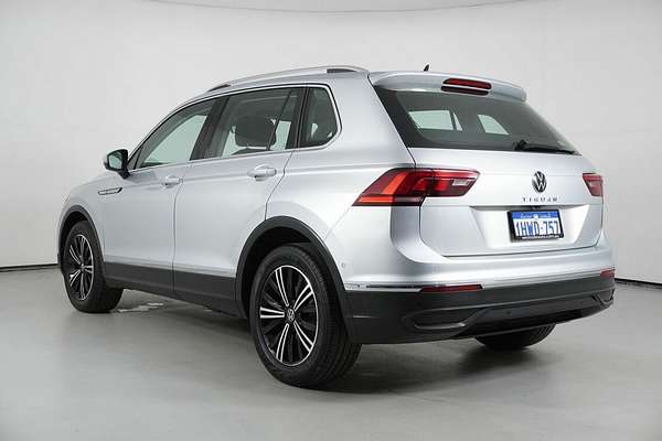 2023 Volkswagen Tiguan 110TSI Life AX MY23 Update
