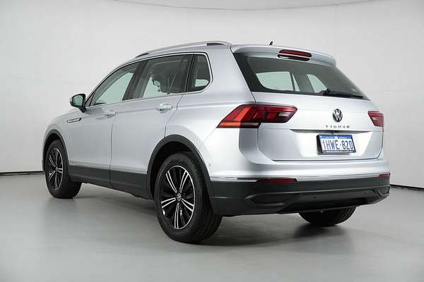 2023 Volkswagen Tiguan 110TSI Life AX MY23 Update