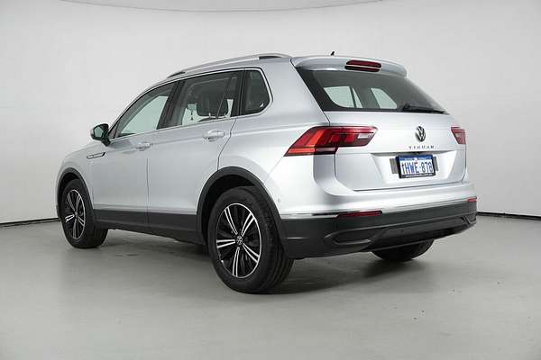 2023 Volkswagen Tiguan 110TSI Life AX MY23 Update