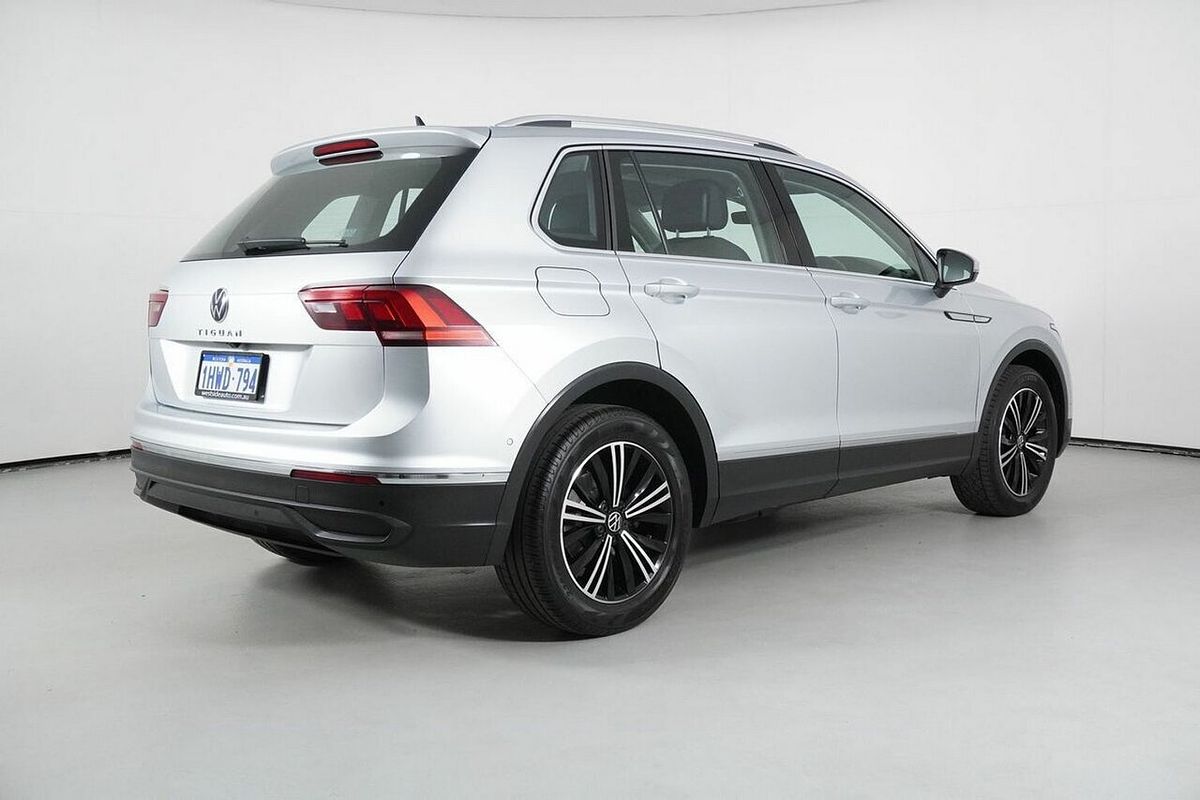 2023 Volkswagen Tiguan 110TSI Life AX MY23 Update