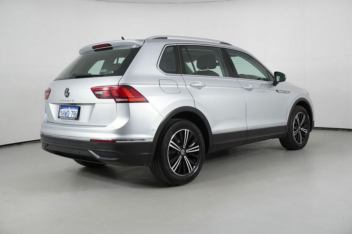 2023 Volkswagen Tiguan 110TSI Life AX MY23 Update
